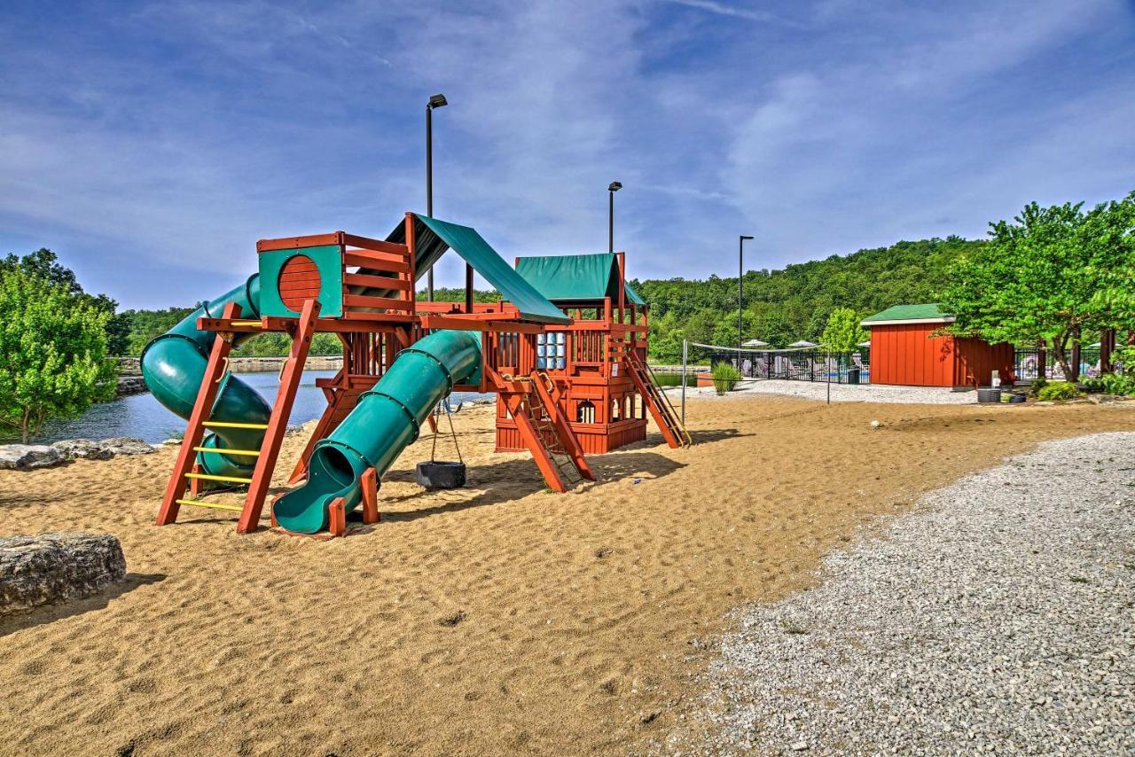 Branson West Cabin With Pool Access And Golfing Kültér fotó
